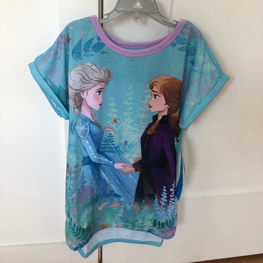 New - 2 piece Elsa & Anna PJ